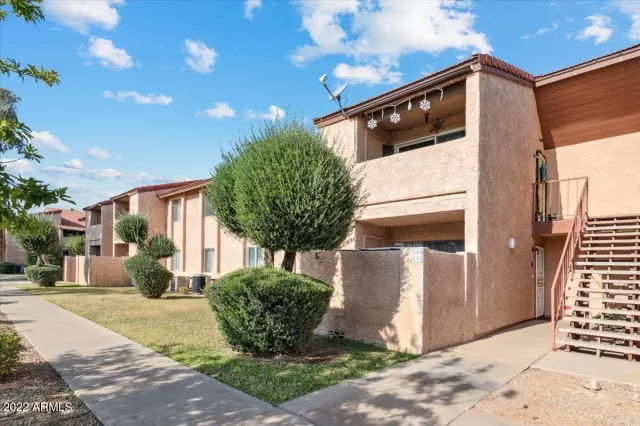 MLS: 6499475 Condo For Sale