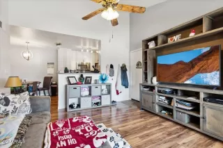 Photo #2: 6499475 Listing