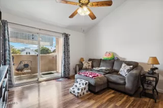 Photo #4: 6499475 Listing