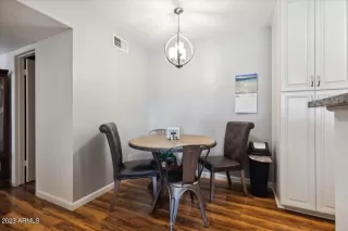 Photo #5: 6499475 Listing