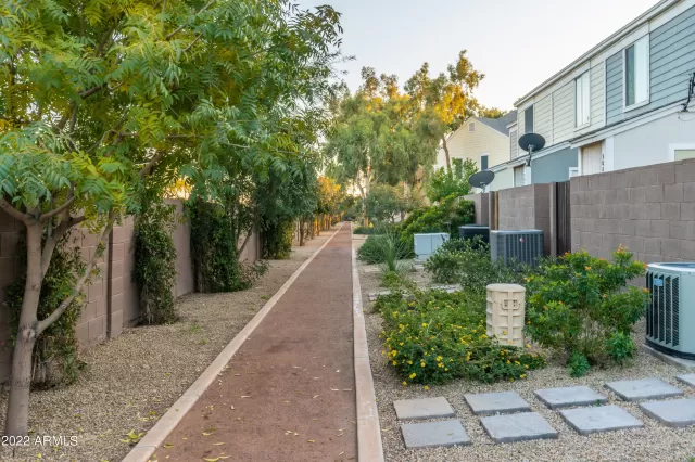 MLS: 6499495 Condo For Sale