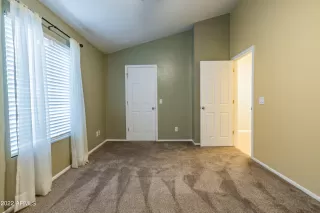 Photo #4: 6499495 Listing