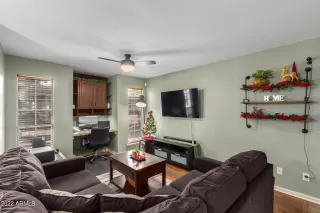 Photo #2: 6499528 Listing