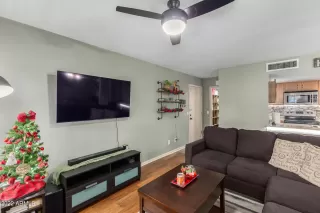 Photo #3: 6499528 Listing