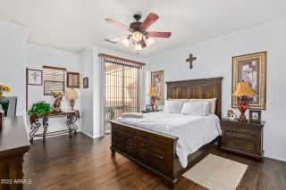 Photo #5: 6500137 Listing 