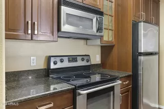 Photo #5: 6500247 Listing