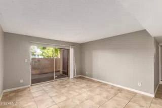 Photo #6: 6500302 Listing