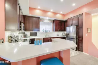 Photo #5: 6500322 Listing