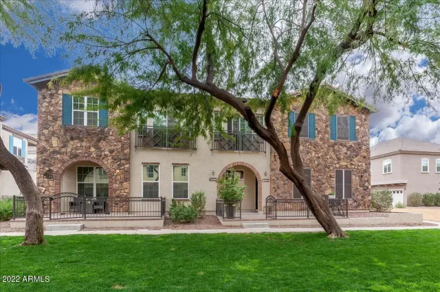 MLS: 6500592 Condo For Sale