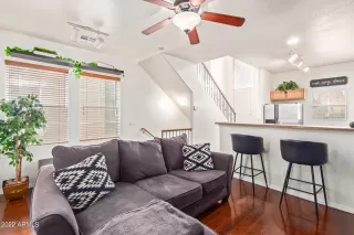 Photo #2: 6500602 Listing