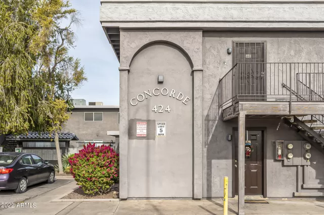 MLS: 6500609 Condo For Sale