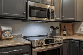 Photo #5: 6501012 Listing