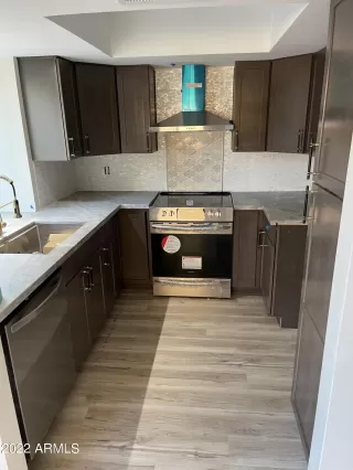 Photo #5: 6501086 Listing