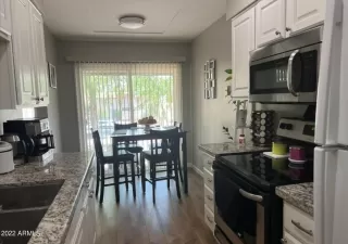Photo #5: 6501258 Listing