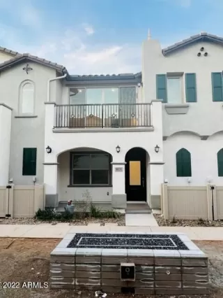 Photo #2: 6501296 Listing