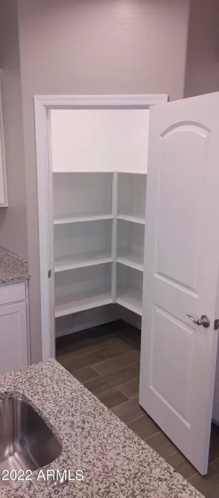 Photo #6: 6501580 Listing