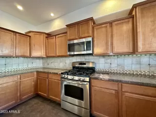 Photo #1: 6501656 Listing