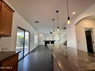 Photo #3: 6501656 Listing