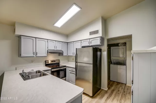 MLS: 6502047 Condo For Sale