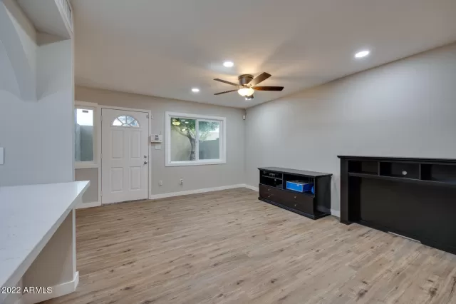 MLS: 6502059 Condo For Sale