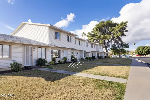 MLS: 6502072 Condo For Sale