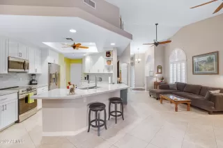 Photo #6: 6502206 Listing