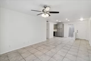 Photo #4: 6502409 Listing