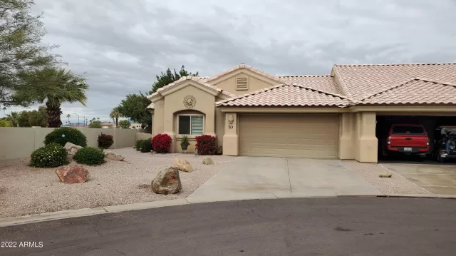 MLS: 6502516 Condo For Sale