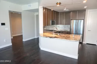 Photo #4: 6502605 Listing