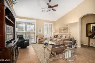 Photo #5: 6502693 Listing