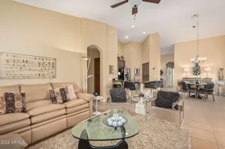 Photo #6: 6502693 Listing