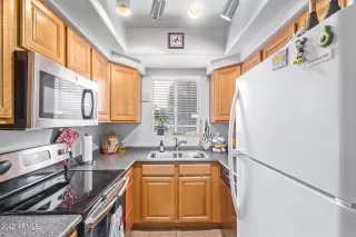 Photo #5: 6502853 Listing