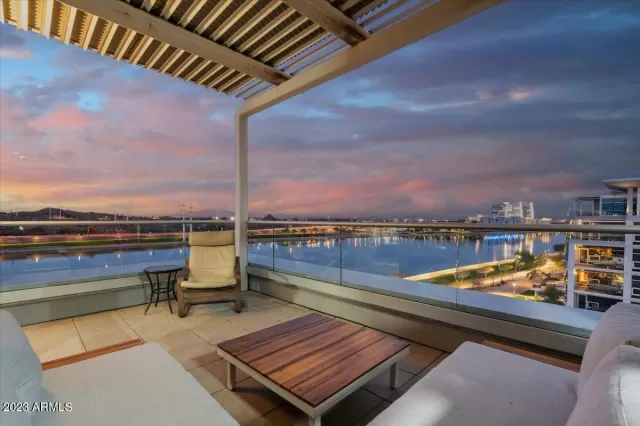 MLS: 6503288 Condo For Sale