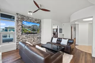 Photo #2: 6503288 Listing 