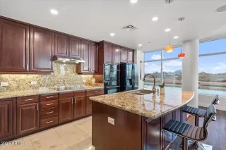 Photo #6: 6503288 Listing 