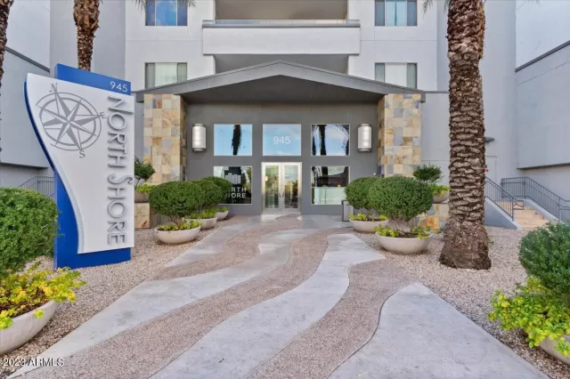 MLS: 6503857 Condo For Sale