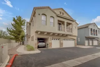 Photo #2: 6504198 Listing