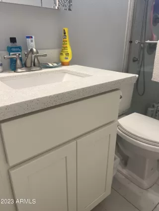 Photo #2: 6504687 Listing