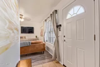 Photo #5: 6504688 Listing