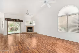 Photo #3: 6504748 Listing