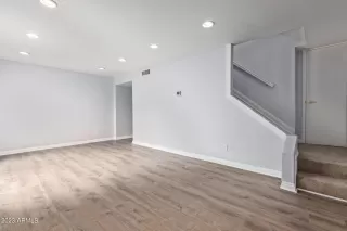 Photo #2: 6504784 Listing