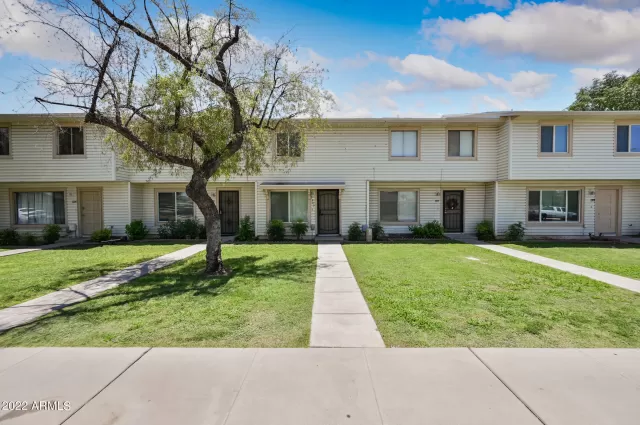 MLS: 6504845 Condo For Sale