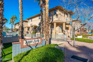 Photo #4: 6504936 Listing