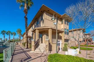 Photo #5: 6504936 Listing