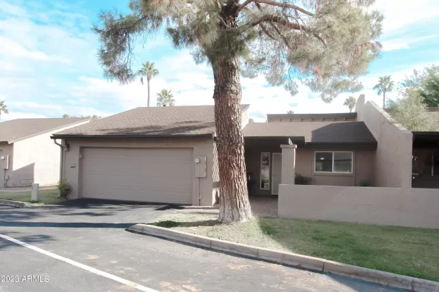 MLS: 6504987 Condo For Sale