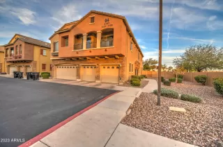 Photo #1: 6505211 Listing 