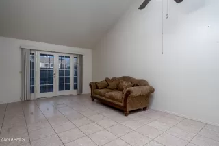 Photo #5: 6505417 Listing