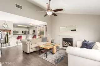 Photo #4: 6505436 Listing