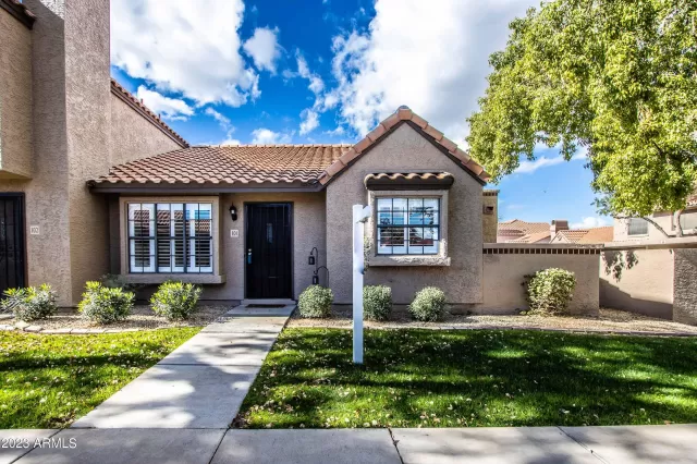 MLS: 6505501 Condo For Sale