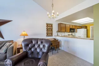Photo #3: 6505538 Listing 